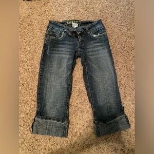 Hydraulic Capri Jeans